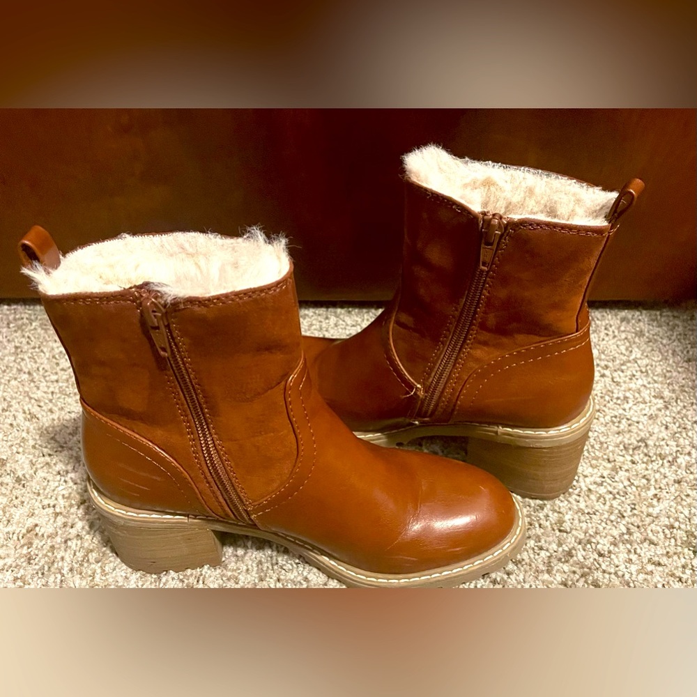 Universal Thread Brown Side Zipper Block Heelfaux… - image 8
